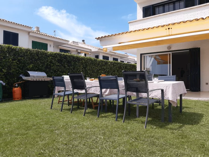 Casa en primera línea de mar, playa de Creixell (Tarragona)